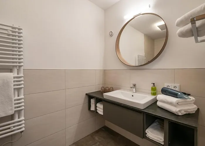 Berg Barbara 公寓 *